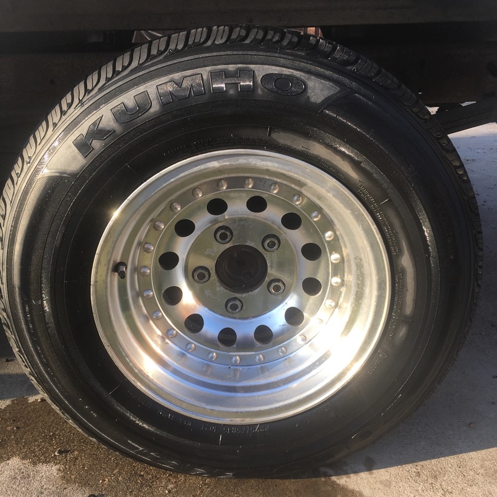 15” American racing wheels with tiers